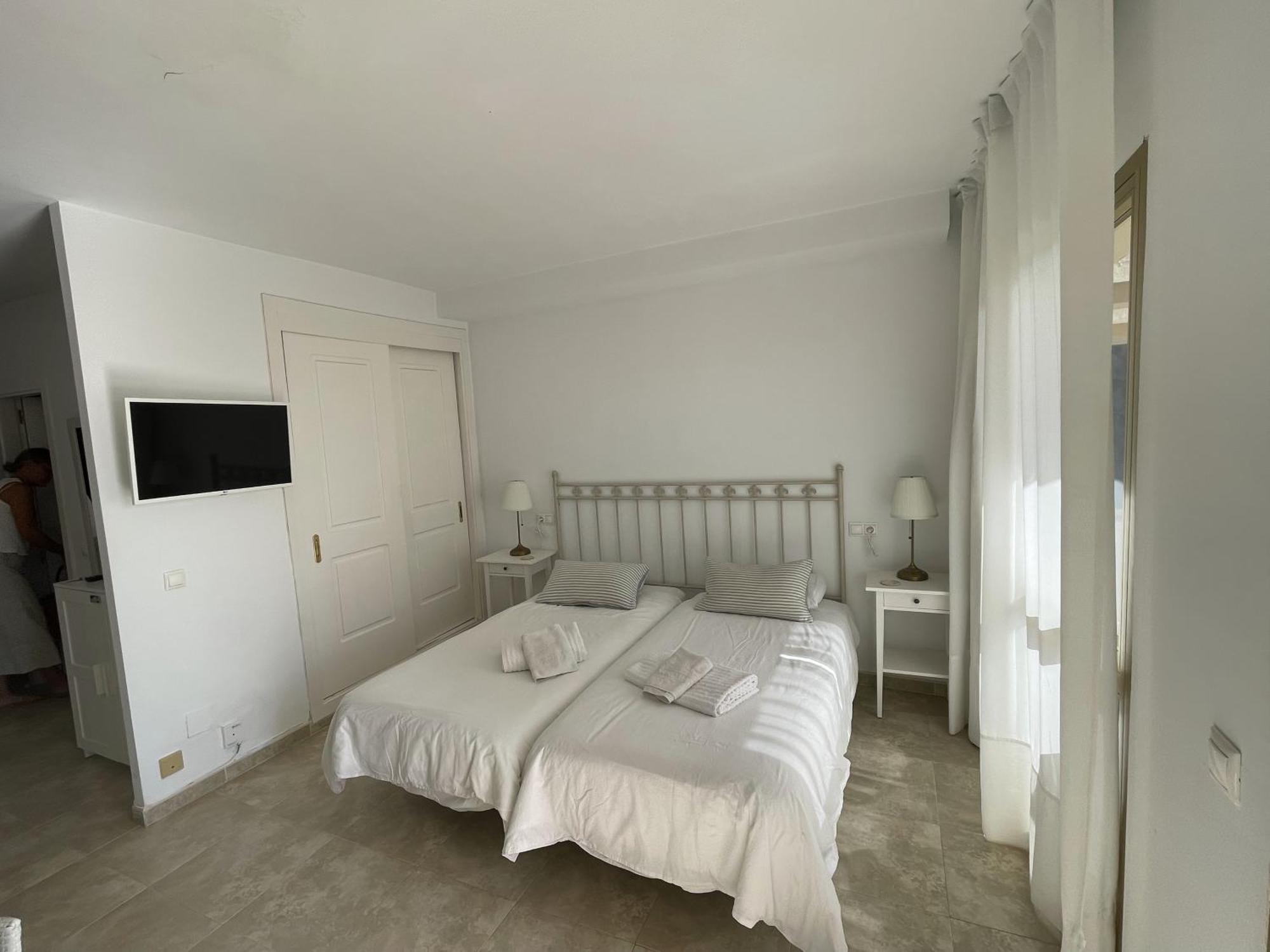 Estudio Primera Linea 50 Mtrs Playa. Fibra 600Mb Marbella Dış mekan fotoğraf