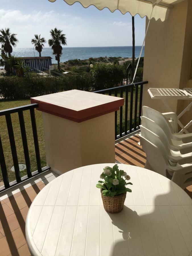 Estudio Primera Linea 50 Mtrs Playa. Fibra 600Mb Marbella Dış mekan fotoğraf