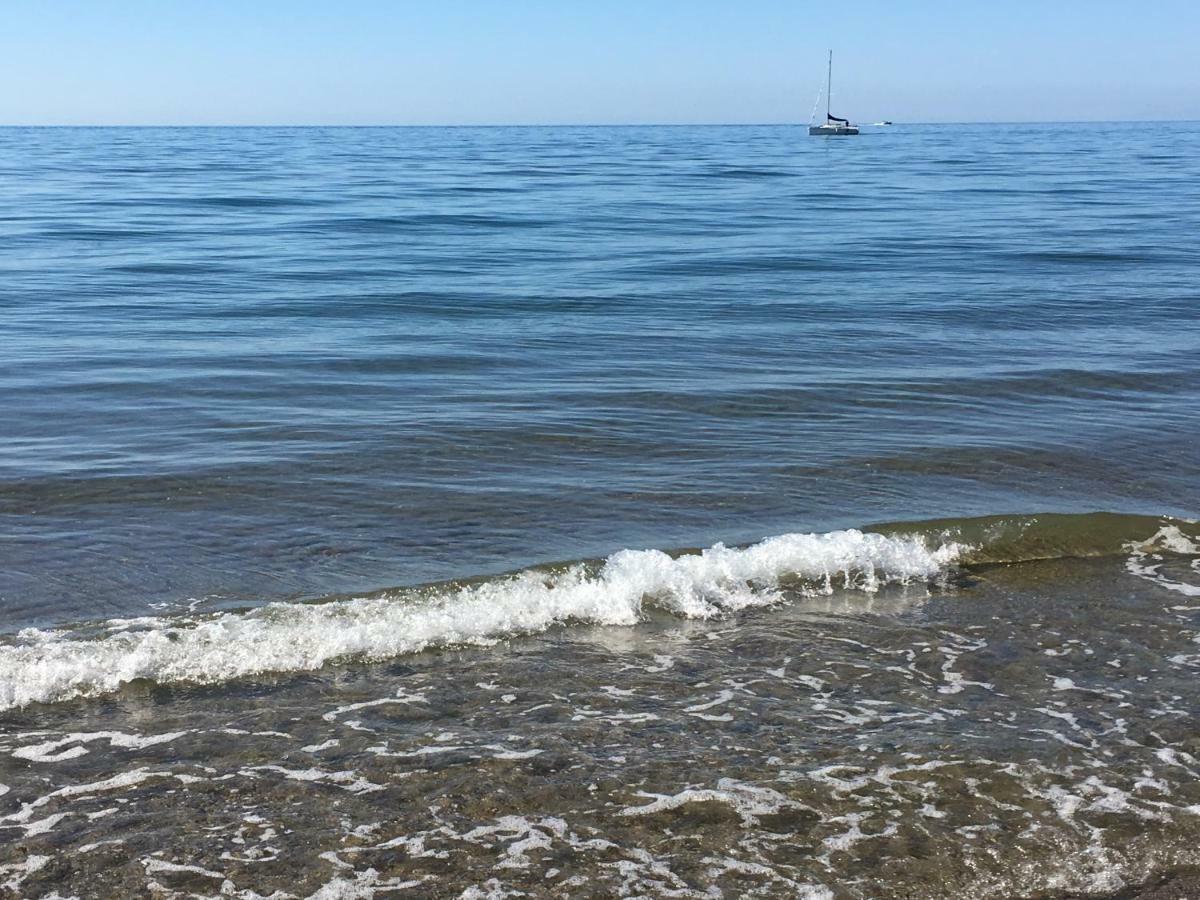 Estudio Primera Linea 50 Mtrs Playa. Fibra 600Mb Marbella Dış mekan fotoğraf