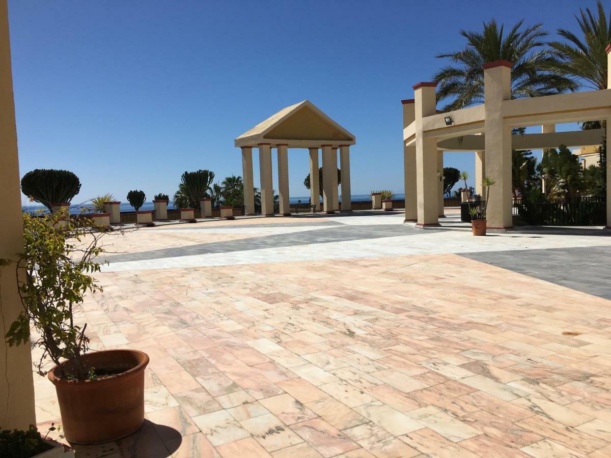 Estudio Primera Linea 50 Mtrs Playa. Fibra 600Mb Marbella Dış mekan fotoğraf